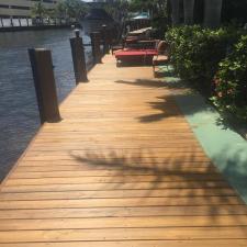refinishing-wooden-deck-plantation 1